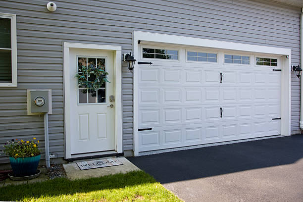 24/7 Emergency Garage Door Panel Replacement experts in Garland, NC